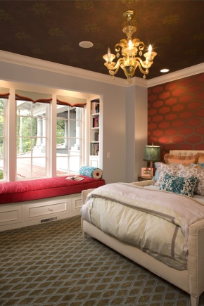  Design a beautiful bedroom in a private house