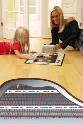  Typen en technologie van het leggen van een warme vloer in een houten huis