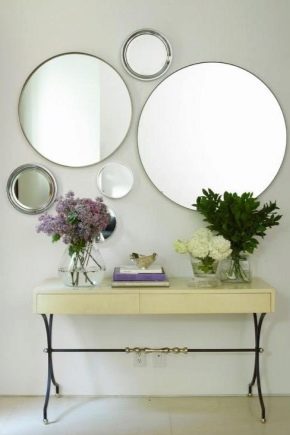   Choosing a wall mirror