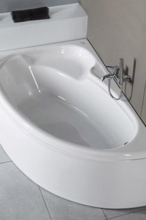  Kokie dydžiai yra kampinės vonios?