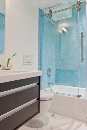  Glijdende badschermen: ontwerpkenmerken en installatietips