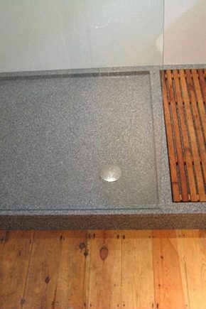  Shower trays: features of choice