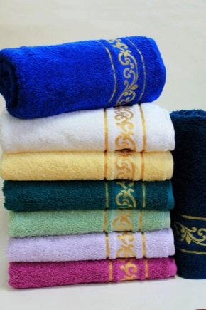  Asciugamani di spugna: scopo, dimensioni e caratteristiche della scelta