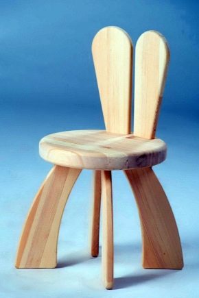  Elegir una silla de madera para niños