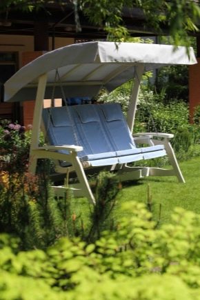  La scelta di una tenda da sole per altalene da giardino