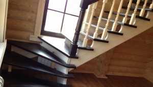  Selectie en montage van moderne gecombineerde trappen voor een landhuis