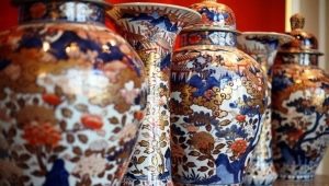  Vase din porțelan: tipuri, design și utilizare în interior