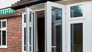  Hardware for plastic doors: types and tips for choosing
