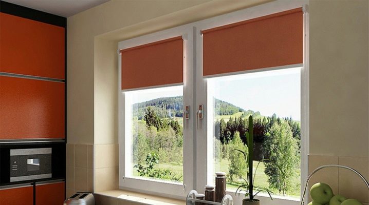  How to measure roller blinds on plastic windows?