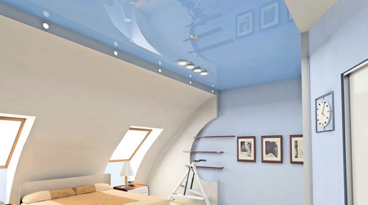  Stretch mennyezet a tetőtérben: példák a designra