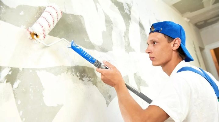  A festés előtt a falakat alapozzák?