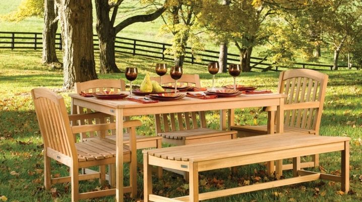  Wooden garden furniture: ang pros and cons