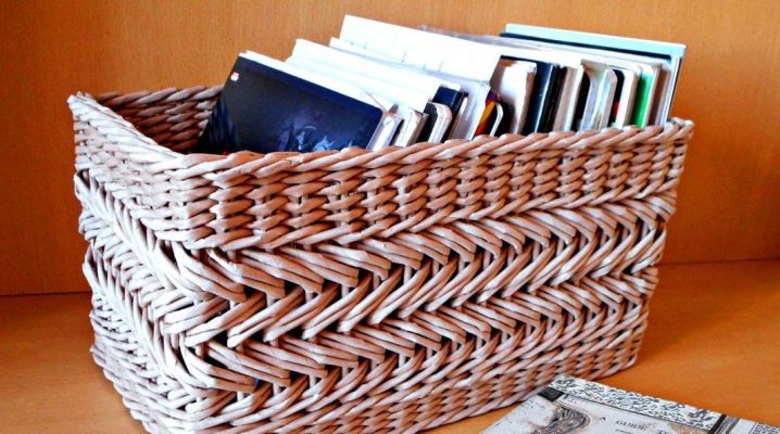 How to weave a laundry basket from newspaper tubes?