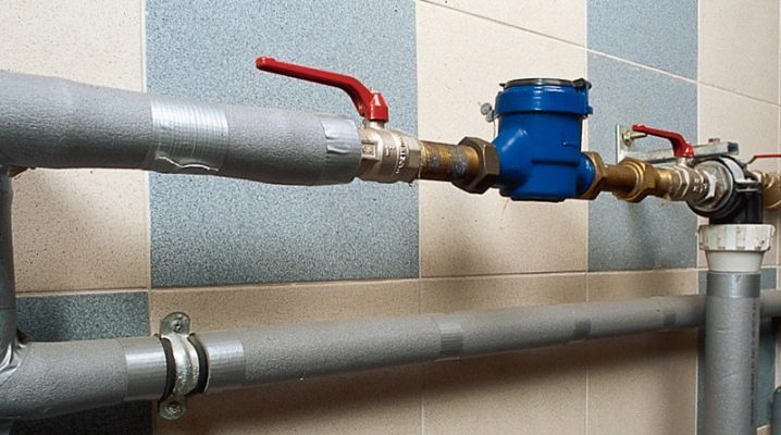  How to eliminate condensate on cold water pipes?