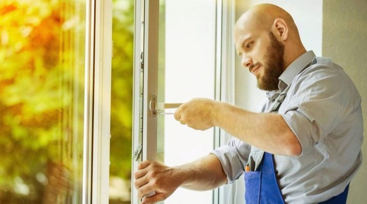  Règles de remplacement des ferrures de fenêtres en plastique