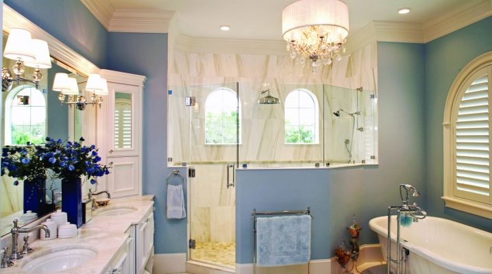  Klasikiniai vonios kambariai: dizaino ypatybės ir dizaino galimybės