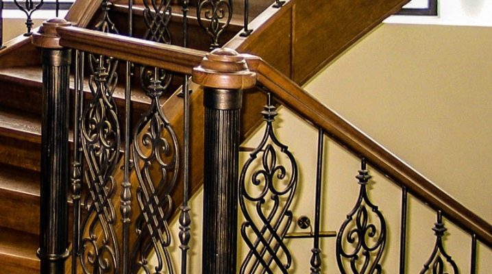  Izbor ograda od kovanog željeza za stepenice unutar kuće