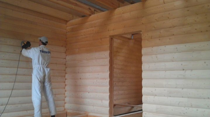  What is the need to polish a log house and how to properly handle a wooden log house?
