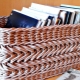  How to weave a laundry basket from newspaper tubes?