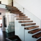 Glass railings: elegant and lightweight designs in interior design