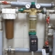  स्व-धोने वाले पानी के फिल्टर: संचालन के सिद्धांत और संचालन के subtleties