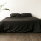  Black linens: features of choice and use