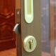  Πώς να επιλέξετε μια κλειδαριά για συρόμενες πόρτες;