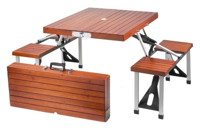 يعتبر التكافؤ شغف  طاولات قابلة للطي (58 صورة): محول قابل للطي للمنزل في غرفة المعيشة ، نماذج  بلاستيكية وخشبية ، ميزات آليات وخيارات الحجم