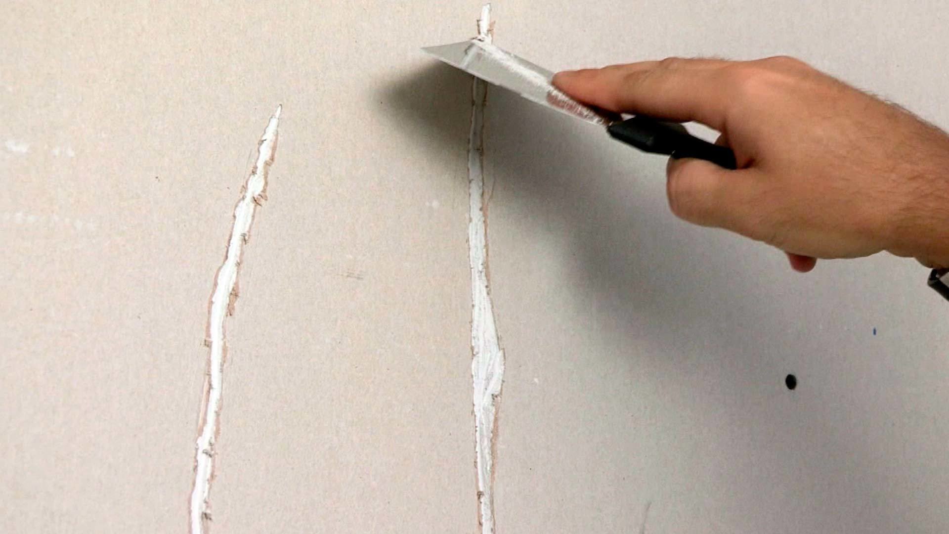 How to fix a hole in drywall on the wall? How to repair and how to