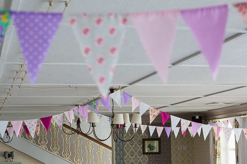 Guirlande De Drapeaux Comment Faire Une Decoration Du Tissu Avec Vos Propres Mains Tailles Des Decorations En Papier Pour La Rue