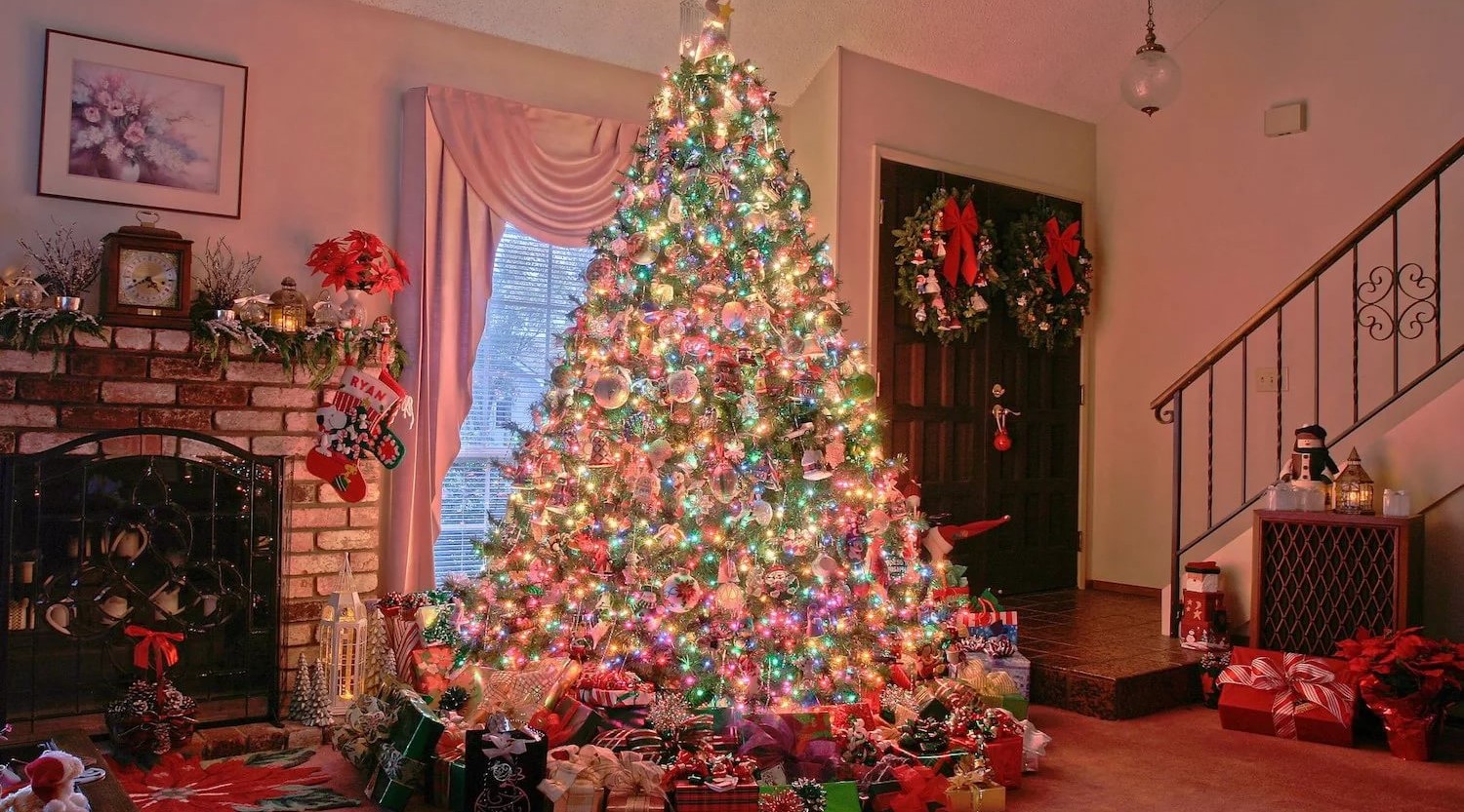 كيف تزين شجرة عيد الميلاد للسنة الجديدة 54 صور كم هي جميلة لتزيين