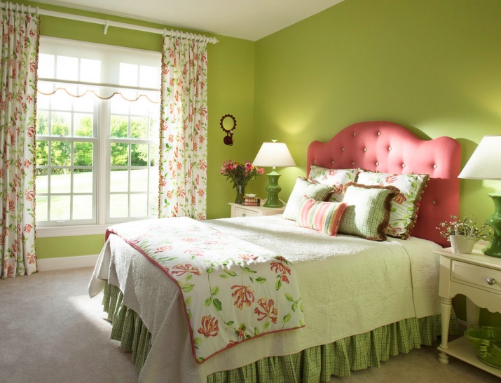 Green Bedroom 63 Photos Interior Design With A Combination Of Dark Tones Color Value - How To Decorate A Green Bedroom