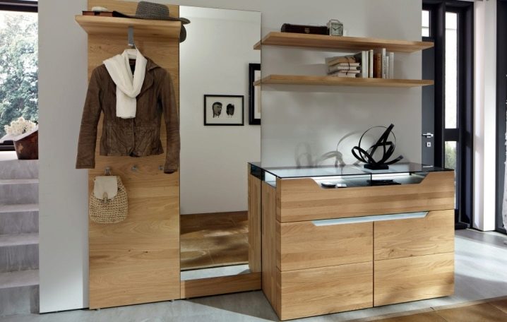 Curbstones In The Hallway 108 Photos Modern Dresser In The